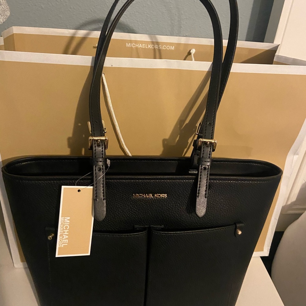 MICHAEL KORS NEW Black Sophisticated Tote